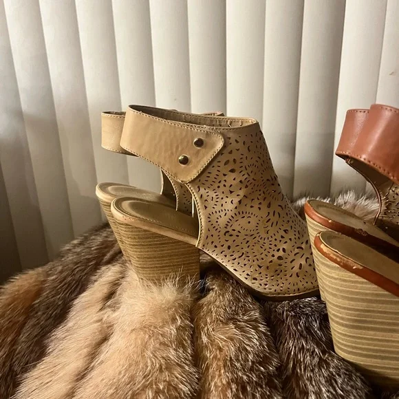 Chic Cut-Out Peep-Toe Heels in Tan and Brown - Picture 6 of 7